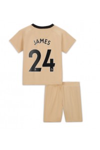 Chelsea Reece James #24 Babyklær Tredje Fotballdrakt til barn 2022-23 Korte ermer (+ Korte bukser)